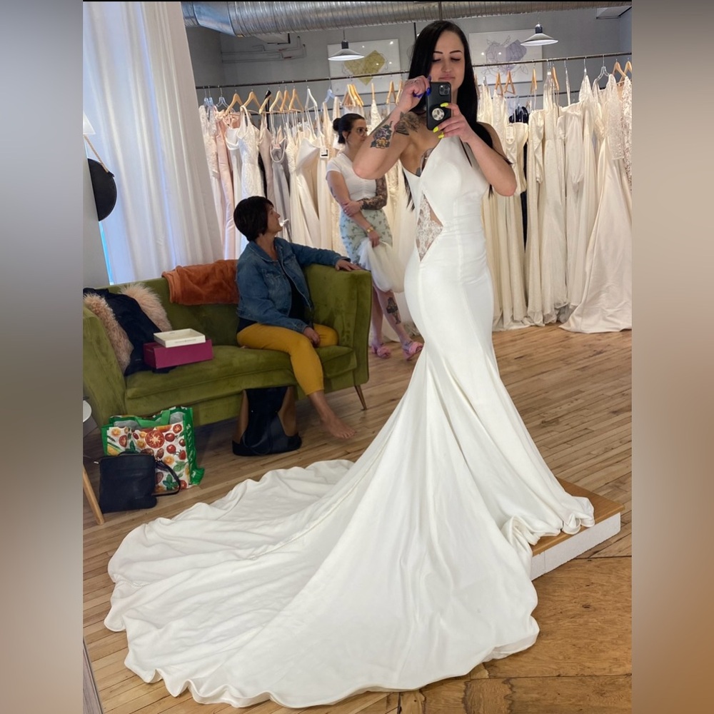 Kathryn Bass “Lucy” Wedding Dress
